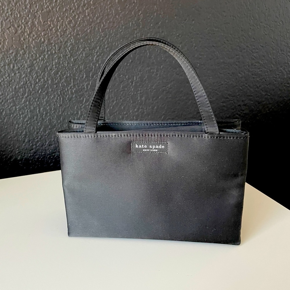 Kate Spade black handbag. Perfect condition.
